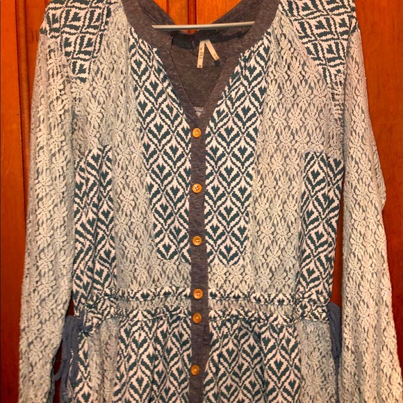 BKE lace cardigan - Picture 1 of 4